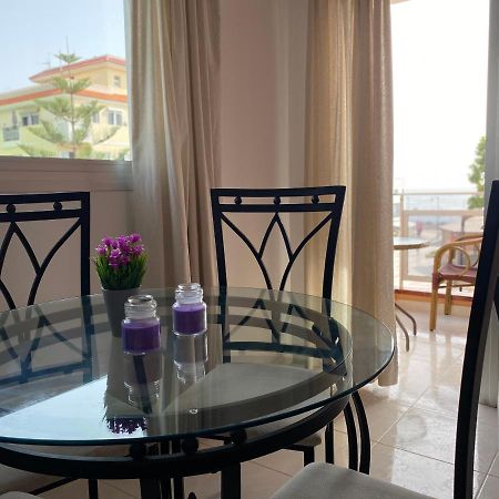 Seaside Apartment With Balcony ลัสกาเยตัส ภายนอก รูปภาพ